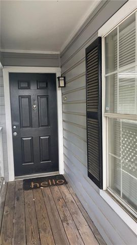 $1,800 | 610 Natchez Trace, Unit 6 | Dunwoody Panhandle