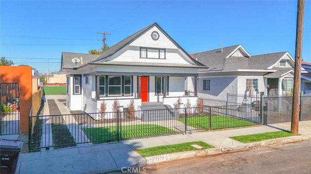 $699,900 | 1177 East 54th Street | Central Alameda