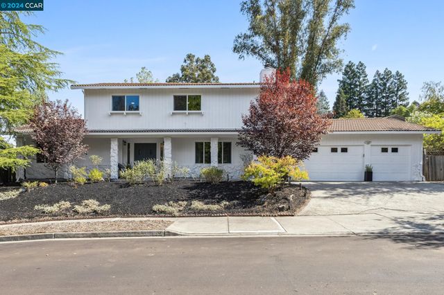 $1,595,000 | 90 Lomitas Road | Diablo West