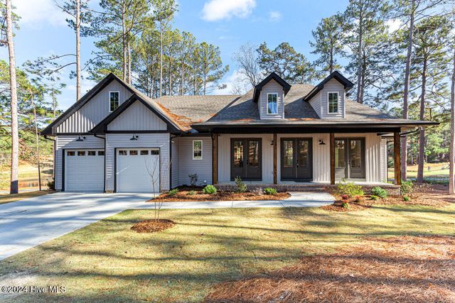 $825,000 | 3 Magnolia Circle | Foxfire