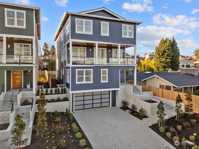 $3,498,000 | 2571 26th Avenue West | Southeast Magnolia