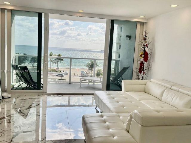 $435,000 | 1200 North Fort Lauderdale Beach Boulevard, Unit 504 | Birch Park Finger Streets