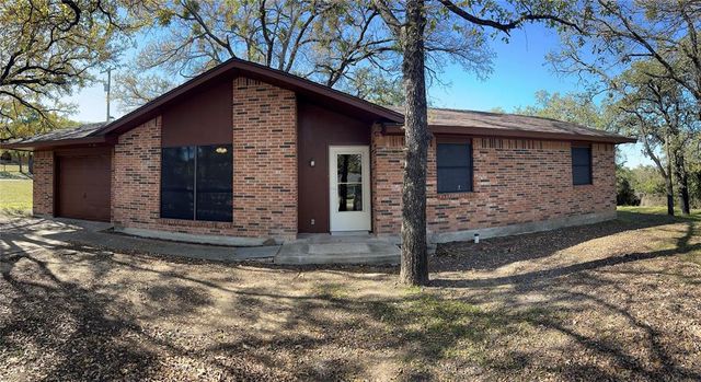 $1,800 | 301 Walnut Avenue | Azle