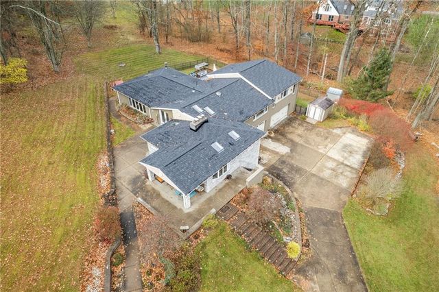 $599,000 | 4908 Simmons Circle | Murrysville