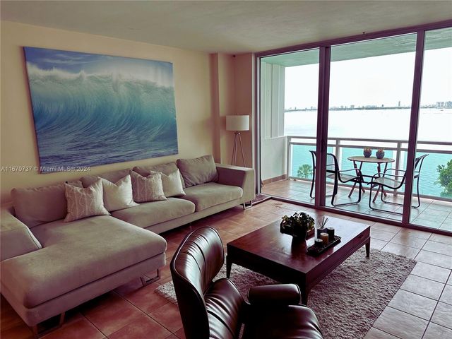 $2,500 | 3301 Northeast 5th Avenue, Unit 805 | Edgewater