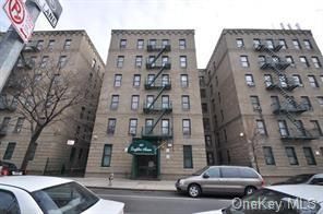 $159,999 | 1670 Longfellow Avenue, Unit 3J | Crotona Park East