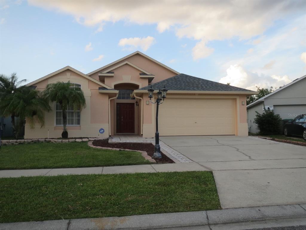 a front view of house with yard