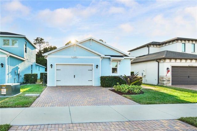 $425,000 | 149 Southeast Via Visconti | Sandpiper Bay