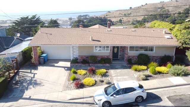 $5,250 | 696 Corona Drive | Linda Mar