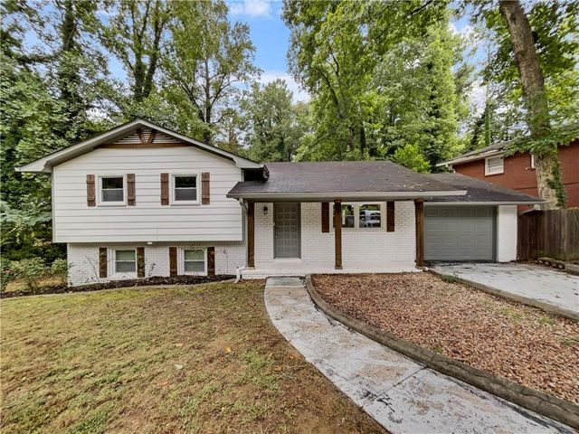 $285,000 | 5720 Deerfield Trail | South Fulton