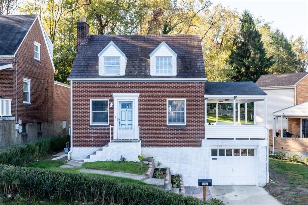 front view of house with a yard