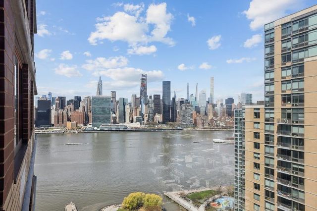 $655,000 | 4-74 48th Avenue, Unit 35F | Long Island City