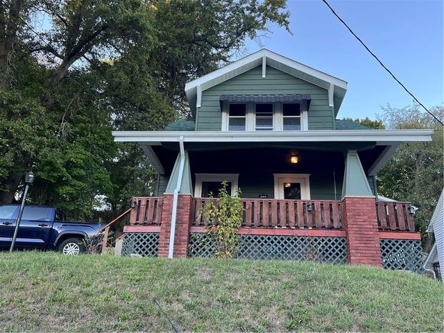 $169,000 | 530 Ellwood Avenue | Ellwood City