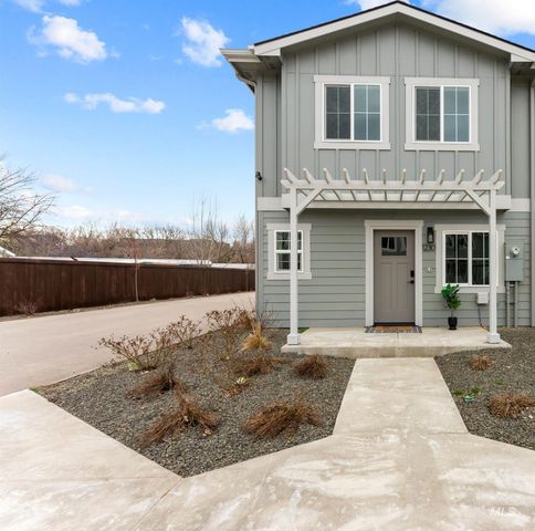 $429,900 | 1156 West Ivywild Street | South Boise Village