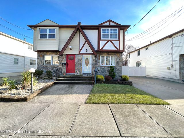 $659,900 | 24 Behan Court | New Dorp