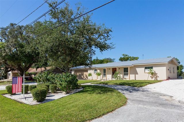 $599,000 | 705 Sparrow Avenue | Palm Harbor