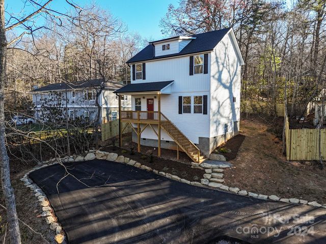 $409,900 | 143 Buckner Road | Black Mountain Township - Buncombe County