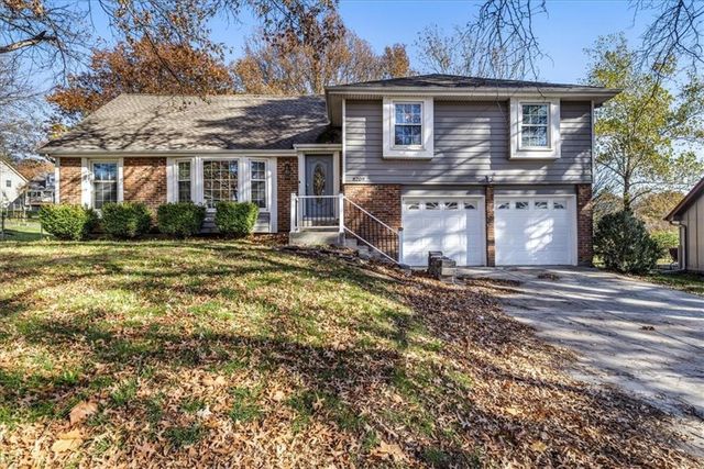 $469,999 | 8209 Haskins Street | Shawnee Mission