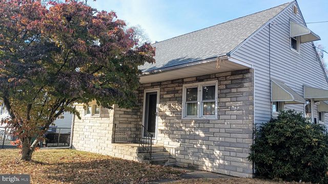 $220,000 | 1315 Pennsylvania Avenue | Croydon