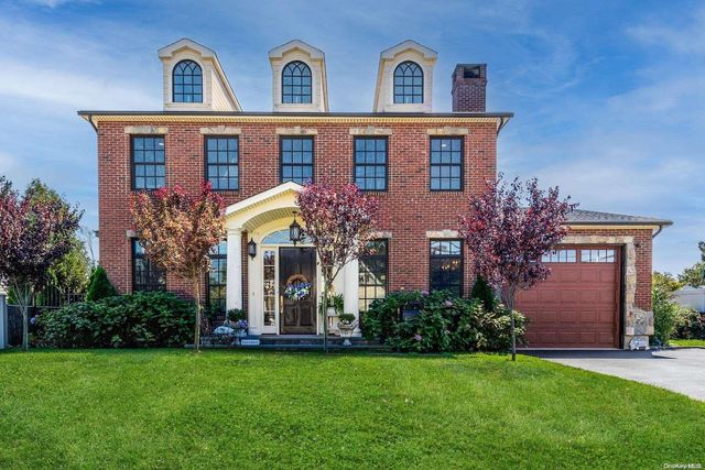 $1,788,000 | 1974 Monroe Avenue | North Bellmore