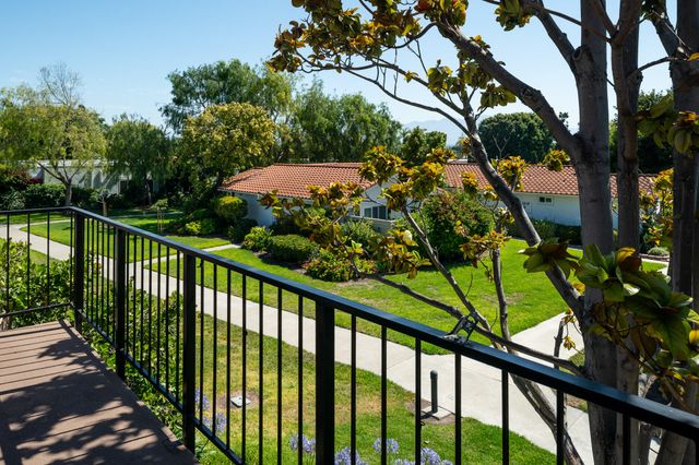 $3,000 | 2196 Via Mariposa East, Unit P | Laguna Woods