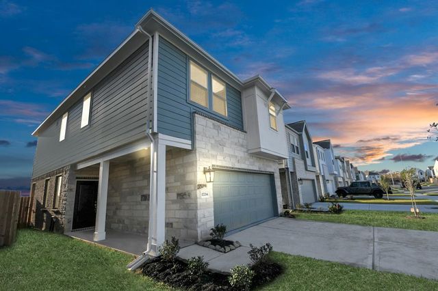 $2,100 | 17214 Pentland Hills Way | Dellrose