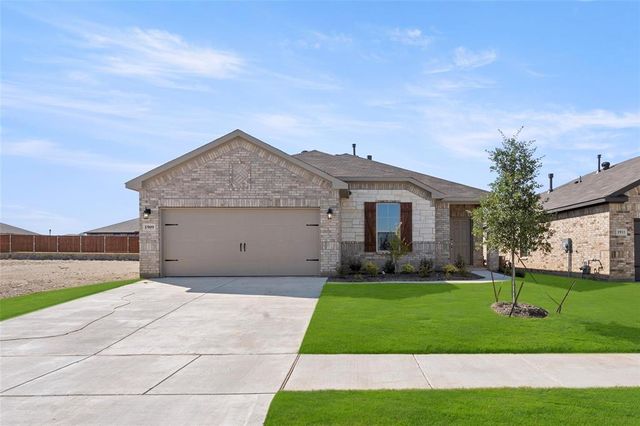 $299,900 | 1909 Seminole Drive | Cleburne