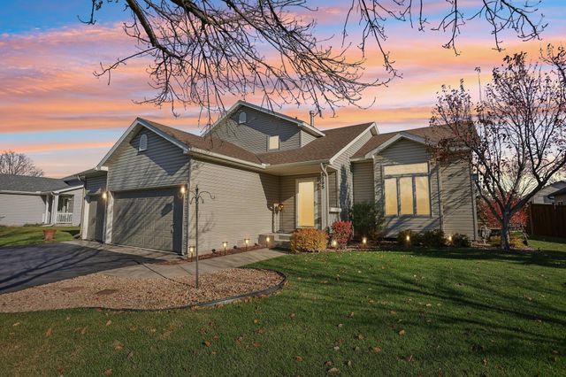 $475,000 | 1295 Cider Circle | Shakopee