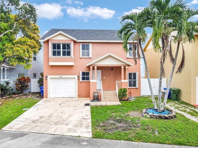 $620,000 | 10161 Northwest 5th Street | Pembroke Pointe