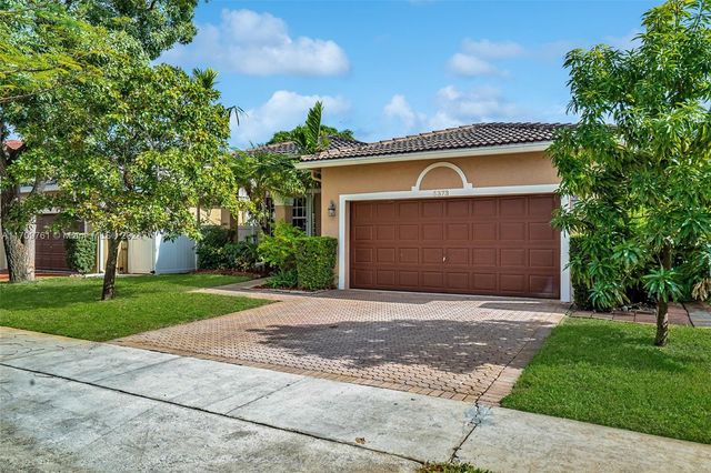 $640,000 | 5373 Southwest 132nd Terrace | Vizcaya