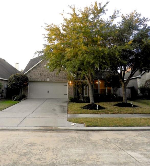 Welcome home to 26527 Longleaf Valley Dr!