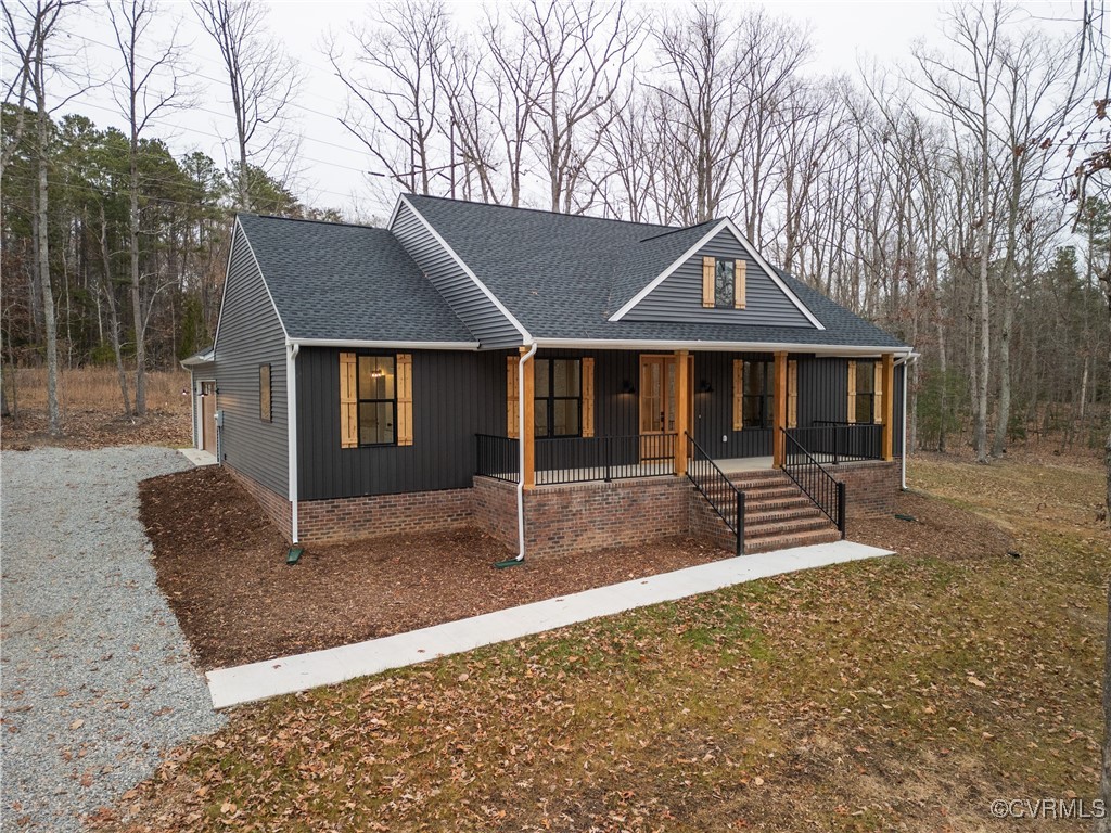 View of front of house featuring a porch