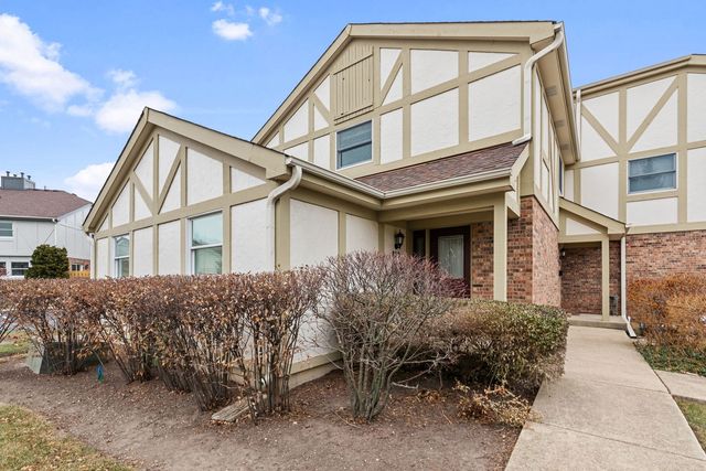 $349,900 | 820 East Hillside Avenue | Barrington