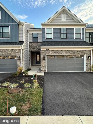 $3,300 | 205 Iris Lane | Upper Uwchlan Township - Chester County