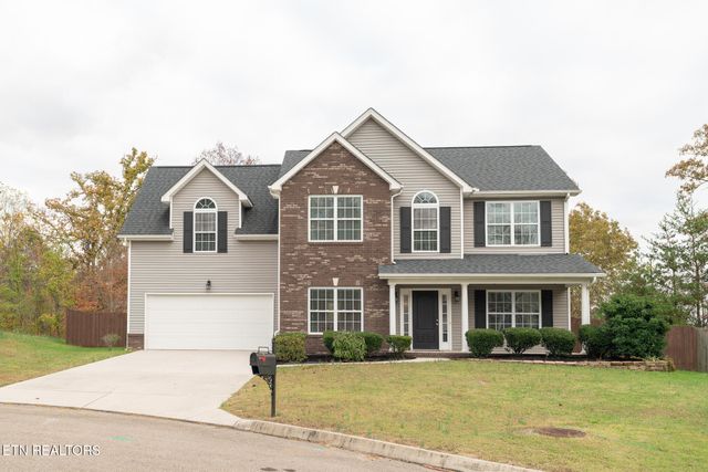 $399,900 | 6150 Hollow View Lane