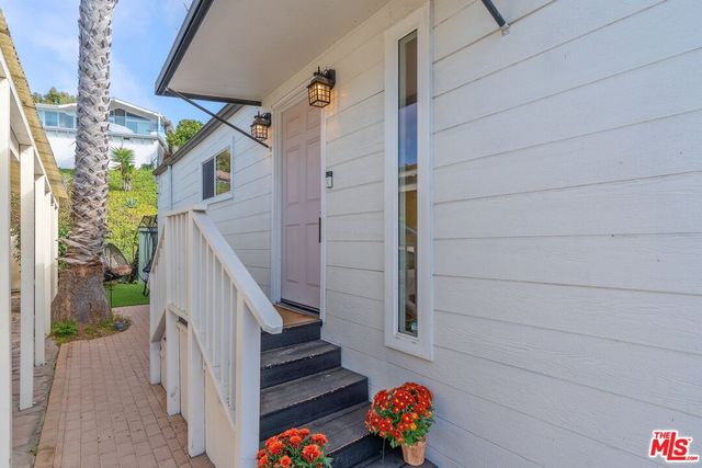 $795,000 | 3 Copra Lane | Pacific Palisades