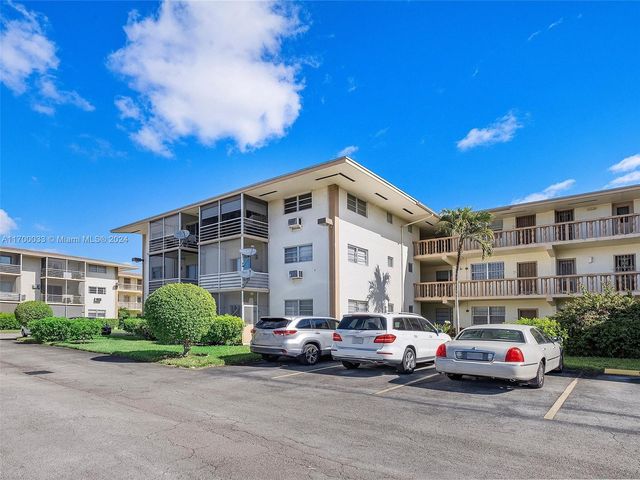 $130,000 | 16701 Northeast 13th Avenue, Unit 101 | Windward