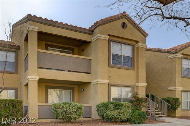 $1,550 | 2300 East Silverado Ranch Boulevard, Unit 1099 | Latigo