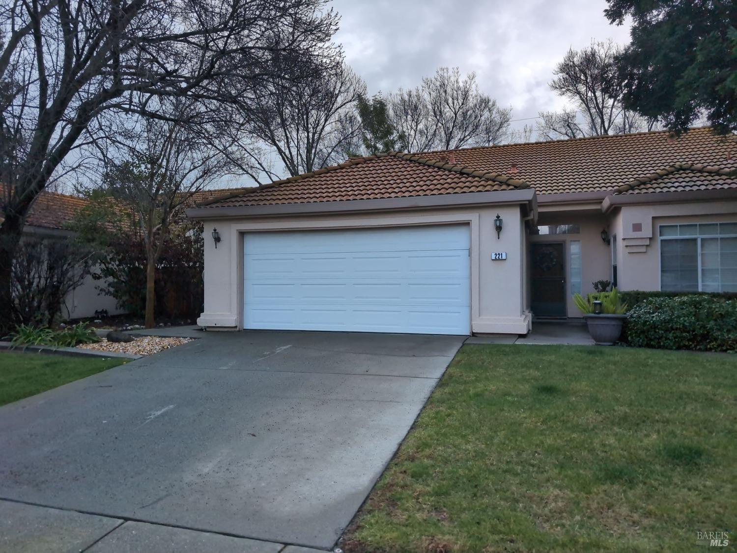 a front view of house with yard