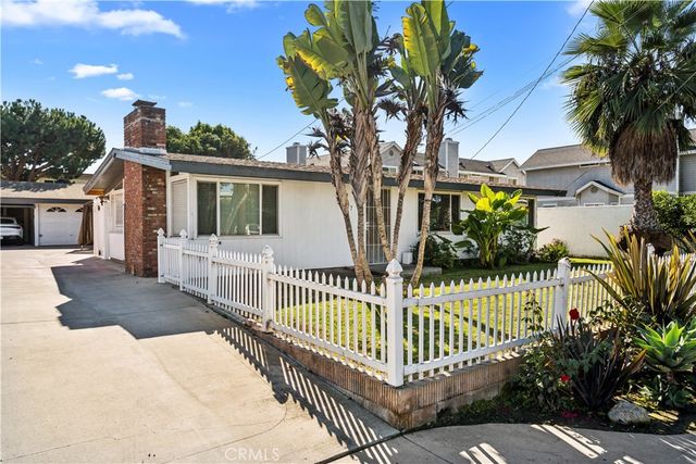 $1,800,000 | 777 West 18th Street | Southwest Costa Mesa