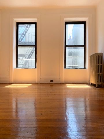 $2,495 | 168 West 107th Street, Unit 5D | Upper West Side