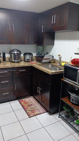 $1,900 | 1230 West 54th Street, Unit 102A | Hialeah