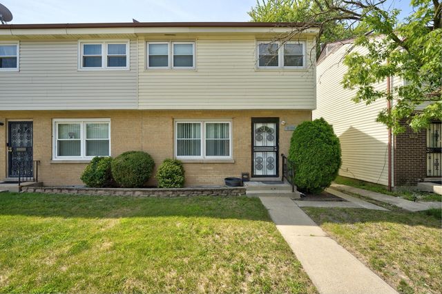 $359,000 | 6144 South Dorchester Avenue | Woodlawn