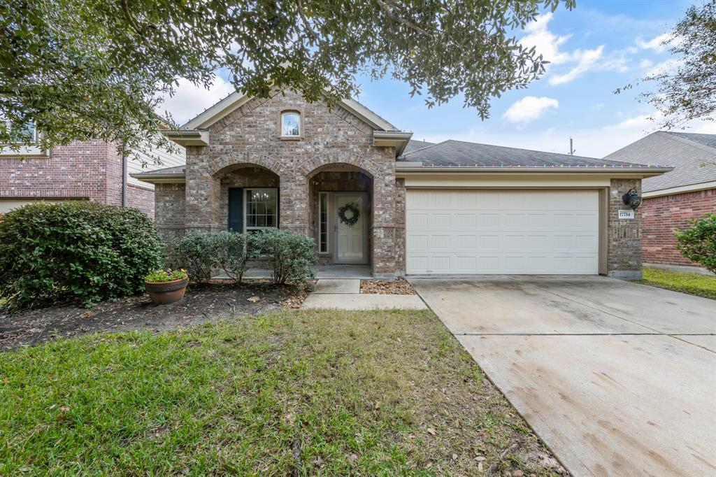 This beautiful one-story home boasts four spacious bedrooms and two well-appointed bathrooms, offering both comfort and convenience. Its thoughtful layout provides ample space for families to enjoy and relax in style.