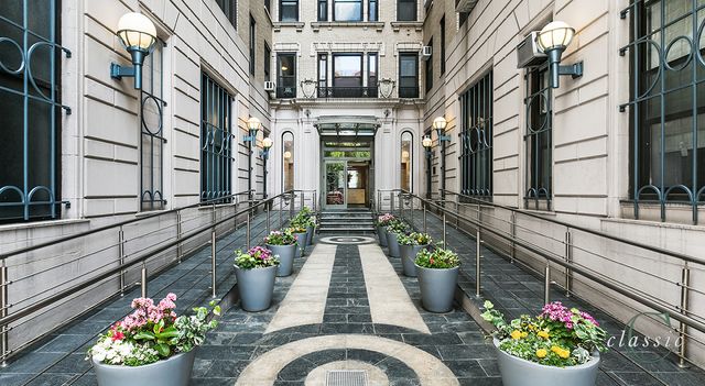 $1,075,000 | 219 West 81st Street, Unit 6H | Upper West Side