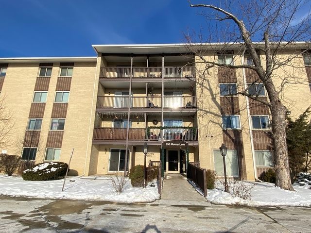 $205,000 | 650 Murray Lane, Unit 306 | Des Plaines