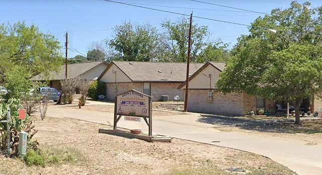 $490 | 1304 Old Highway 290 | Ozona