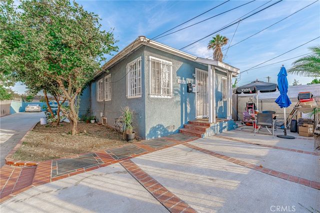 $825,000 | 11212 Doty Avenue | South Inglewood