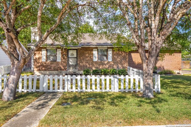 $280,000 | 1545 Pams Path | Gruene Road