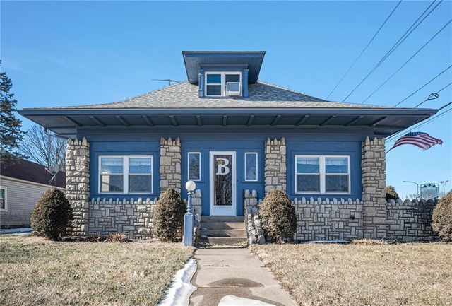 $700,000 | 2 South Sibley Street | Buckner